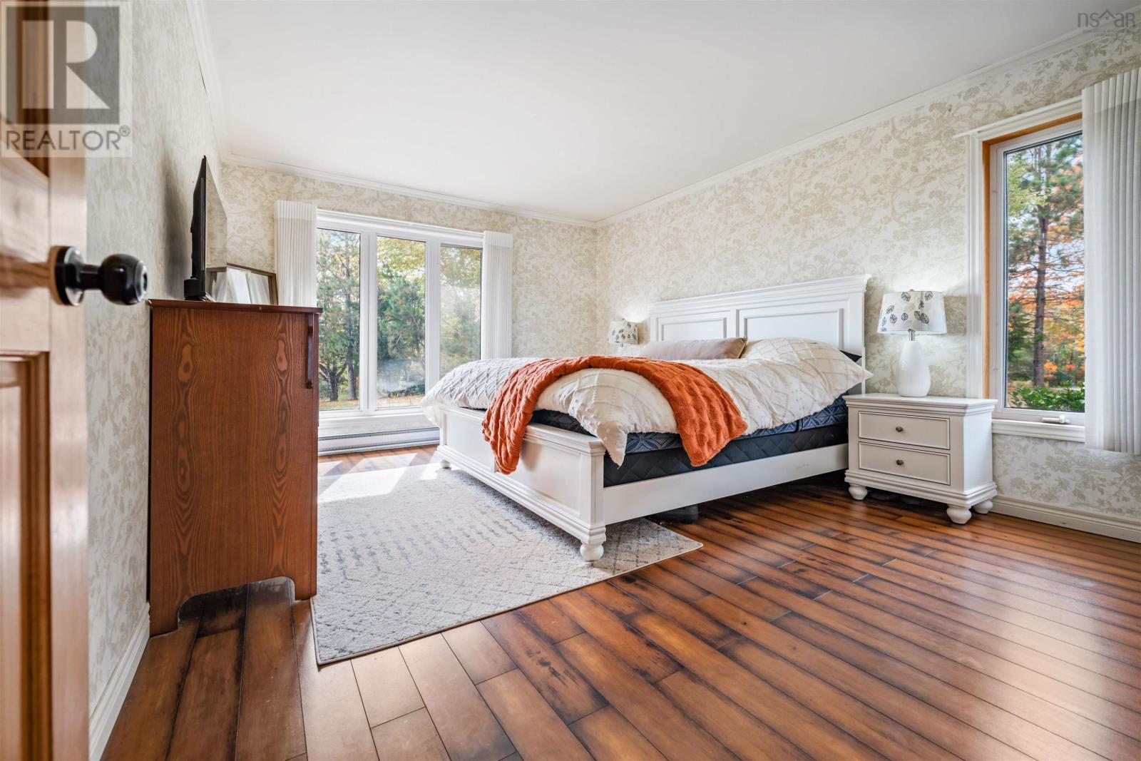 Property 25 of 49 of 1215 Hansford Road