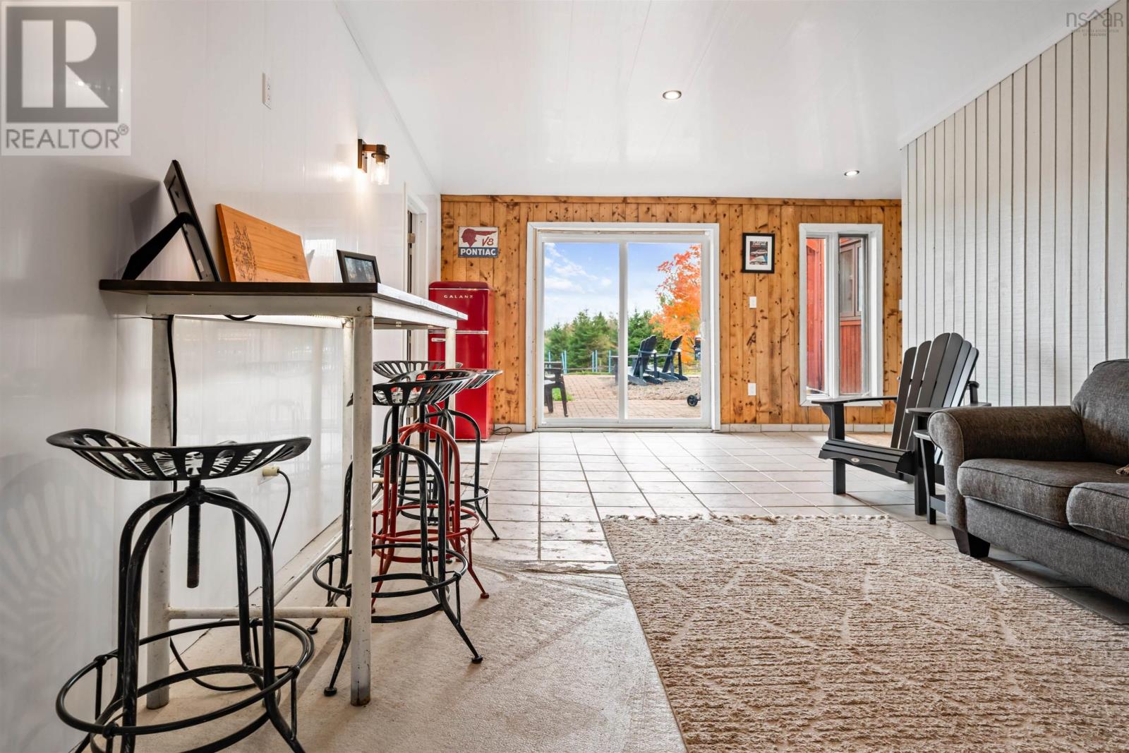 Property 33 of 49 of 1215 Hansford Road