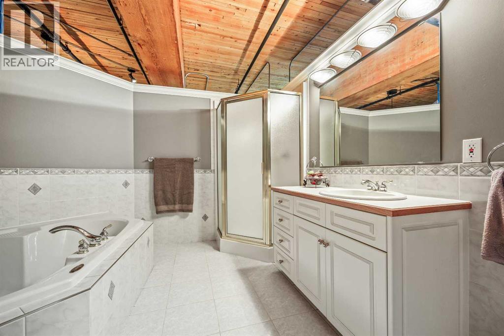 Single Family House Loft for Sale in    Avenue SW Beltline Calgary 