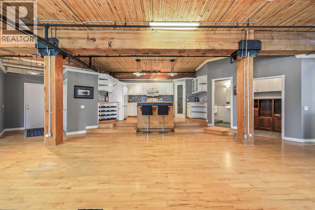 Single Family House Loft for Sale in    Avenue SW Beltline Calgary 