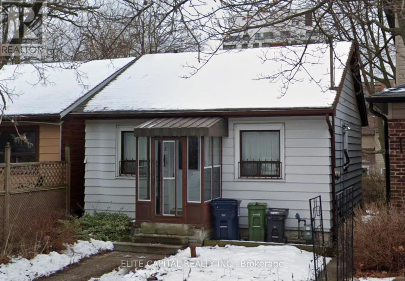 Listing photo of 23 BEACHDALE AVENUE
