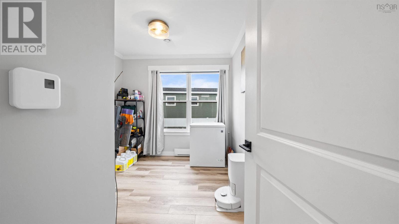 Property 26 of 42 of 23 Halton Drive