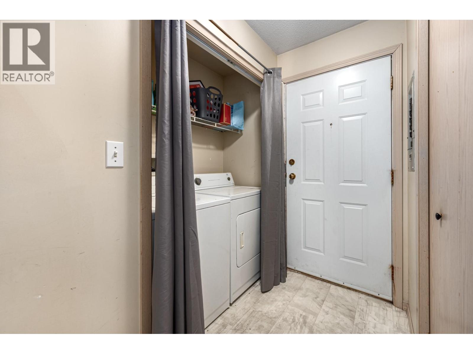 #301 2802 GRANDVIEW HEIGHTS LOT# SL9 - 6