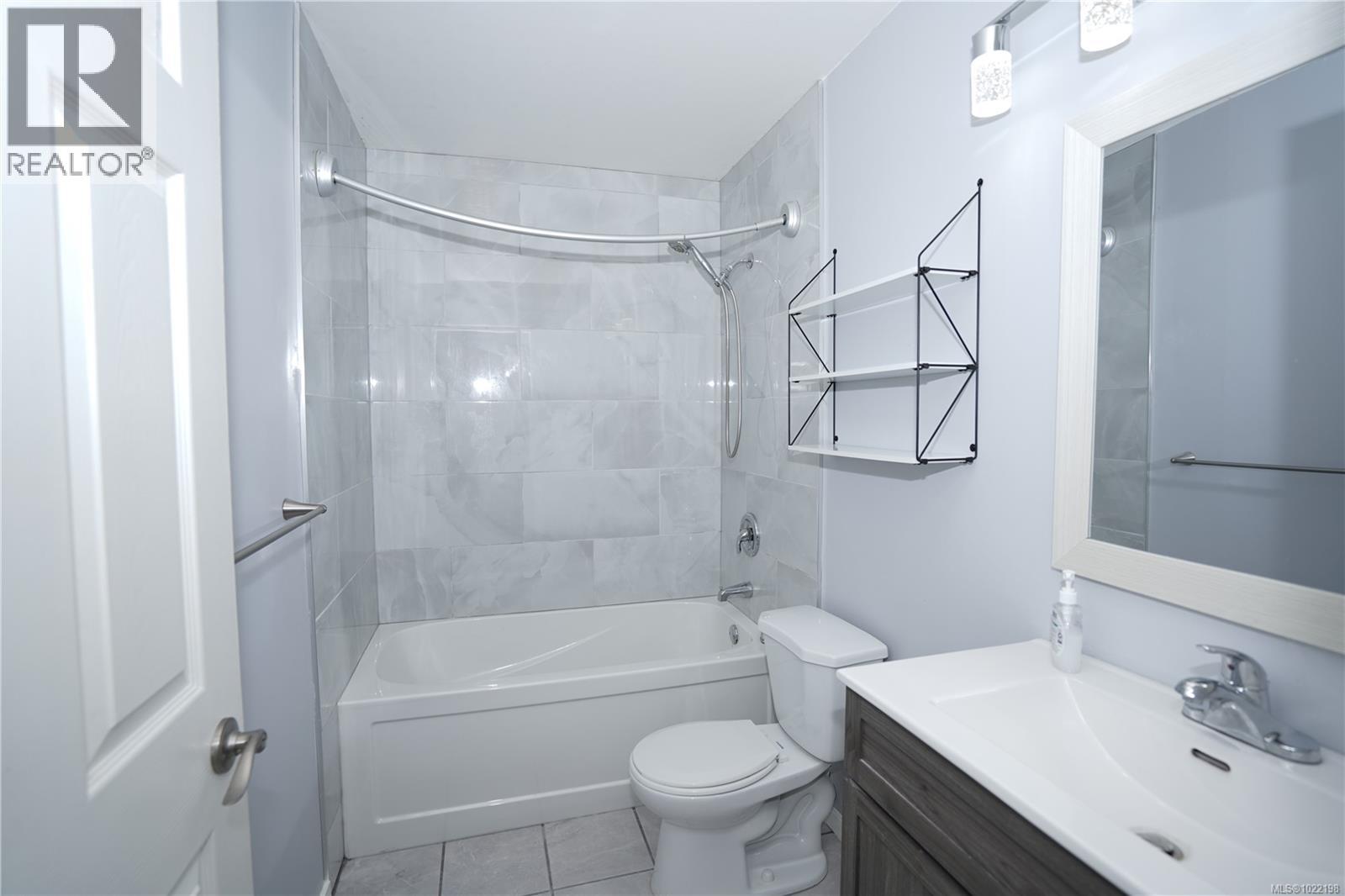 #408 649 BAY ST - 14