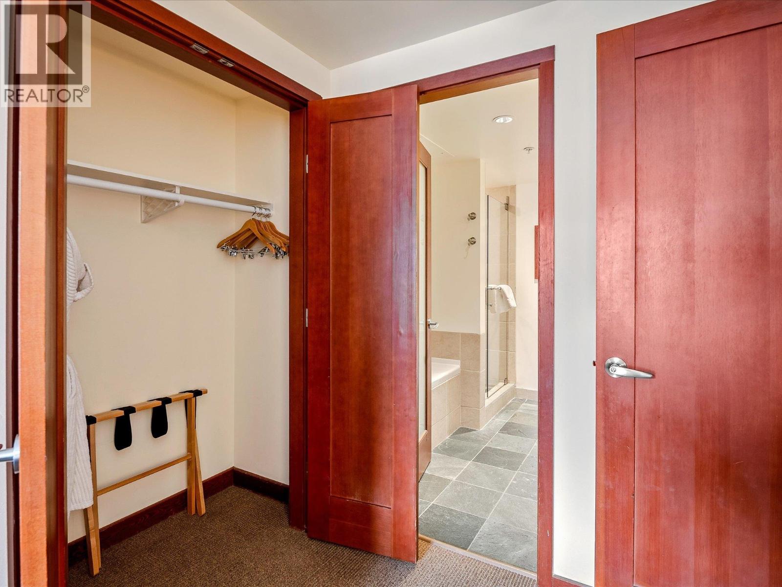 5515 4299 BLACKCOMB WAY, Whistler