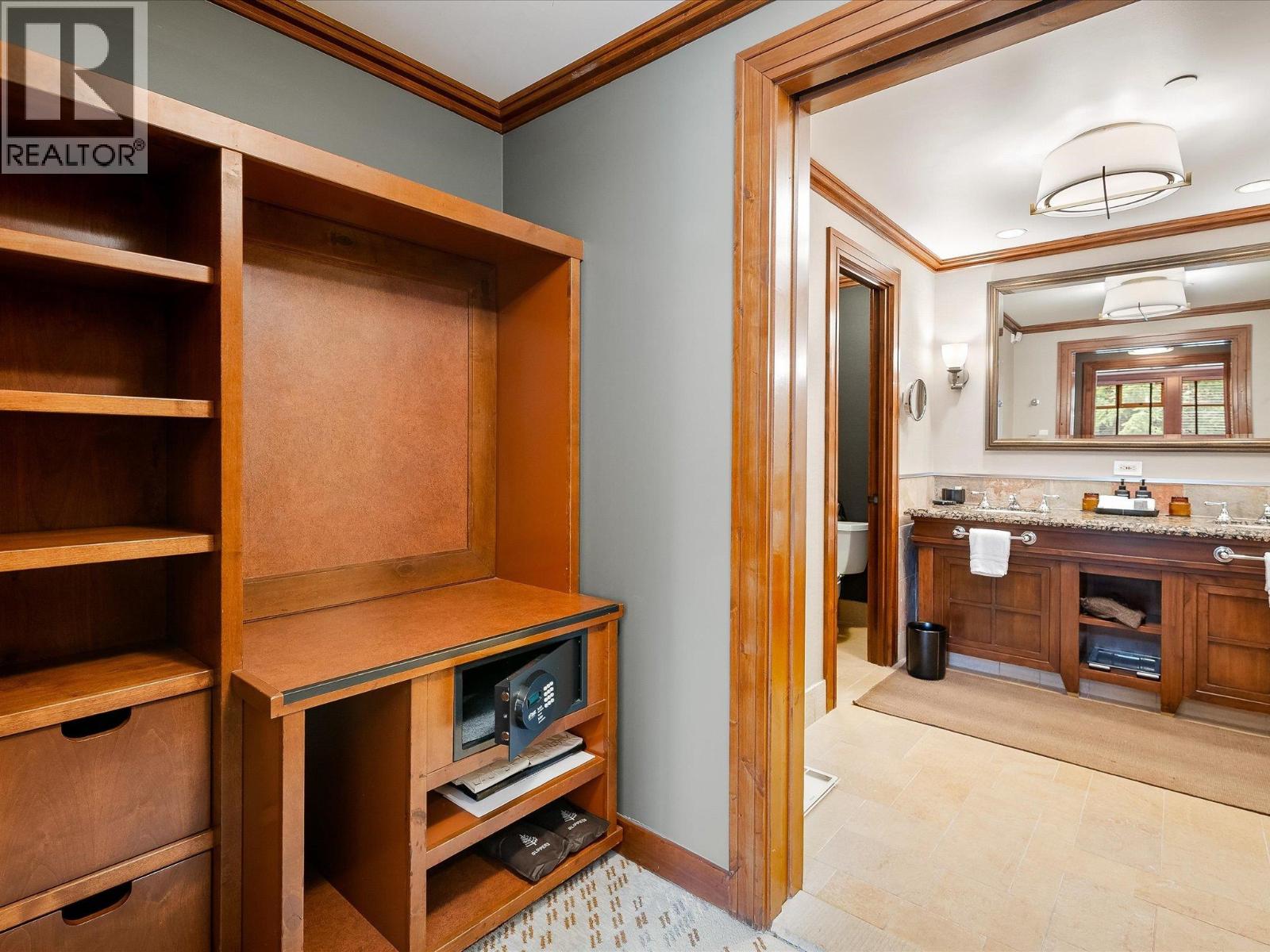 252 4591 BLACKCOMB WAY, Whistler