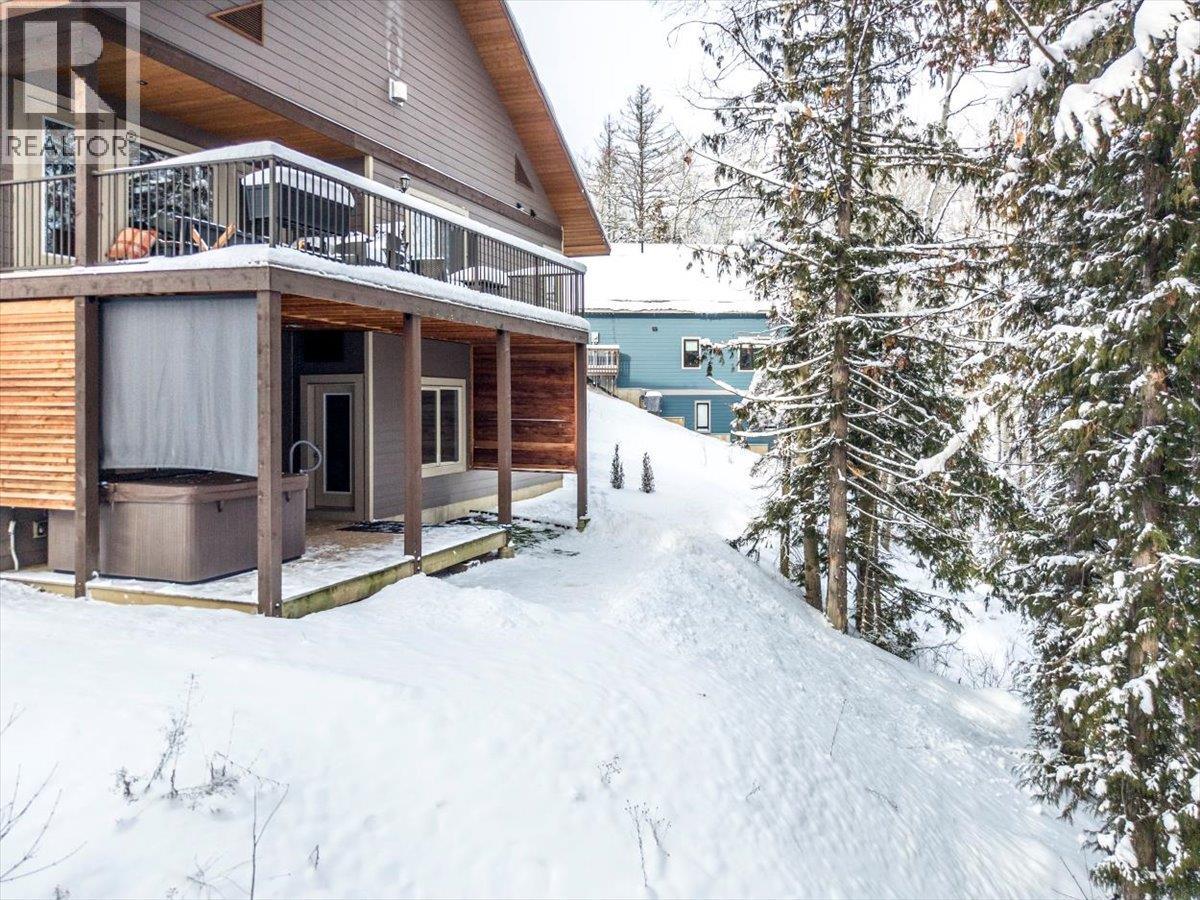 12 Alpine Trail Place, Fernie