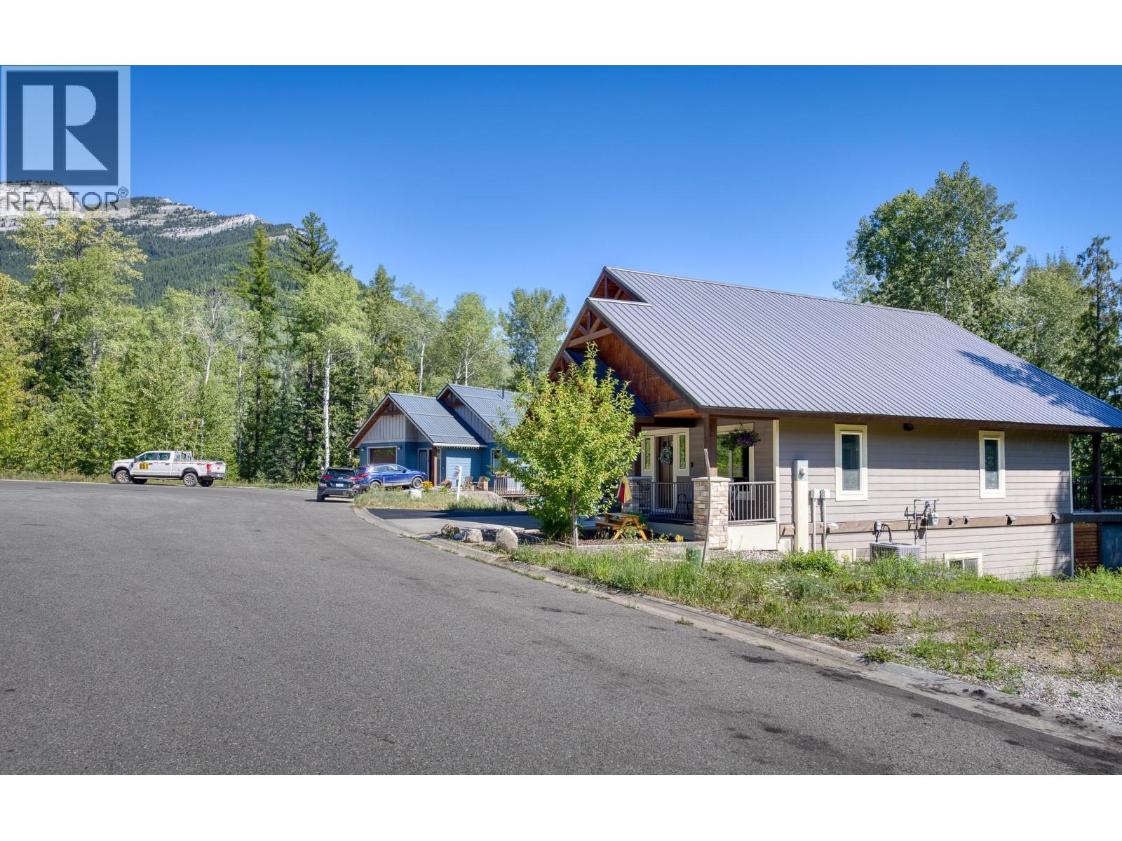 12 Alpine Trail Place, Fernie