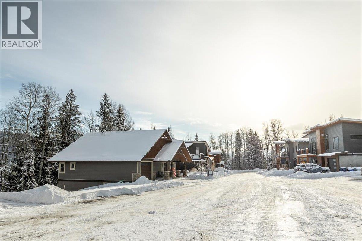 12 Alpine Trail Place, Fernie