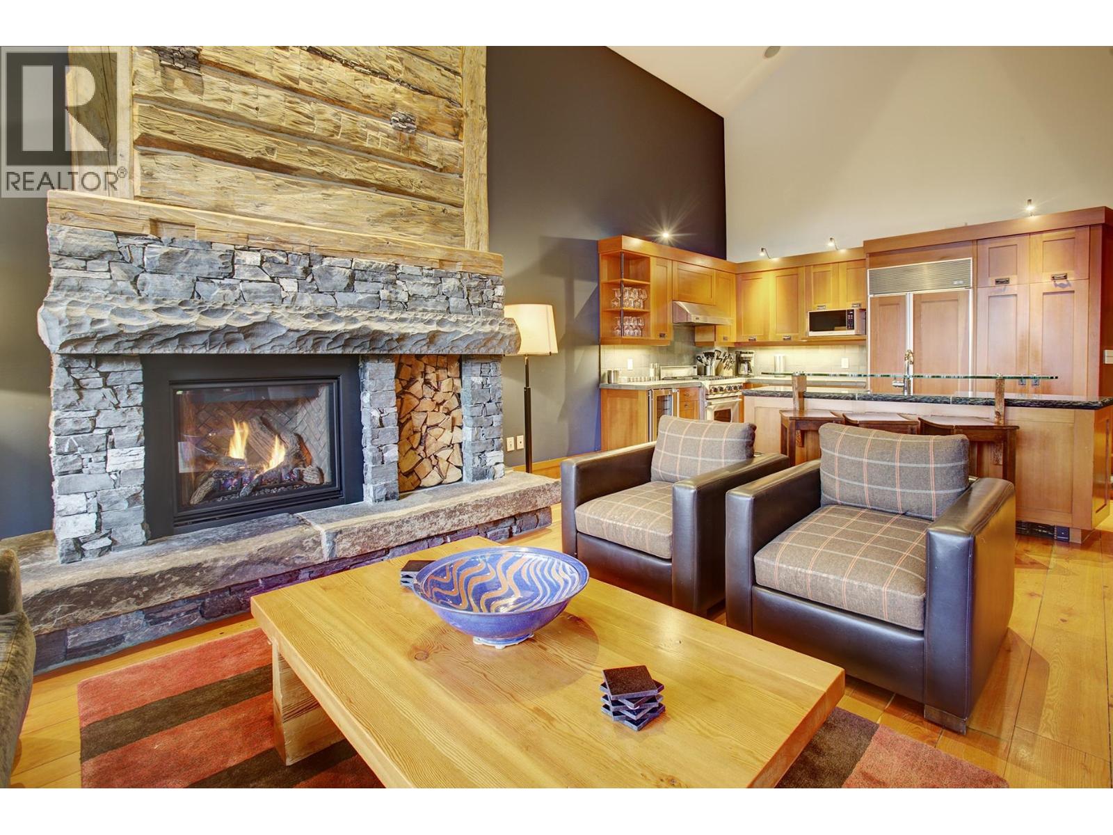 6C 2300 NORDIC DRIVE, Whistler