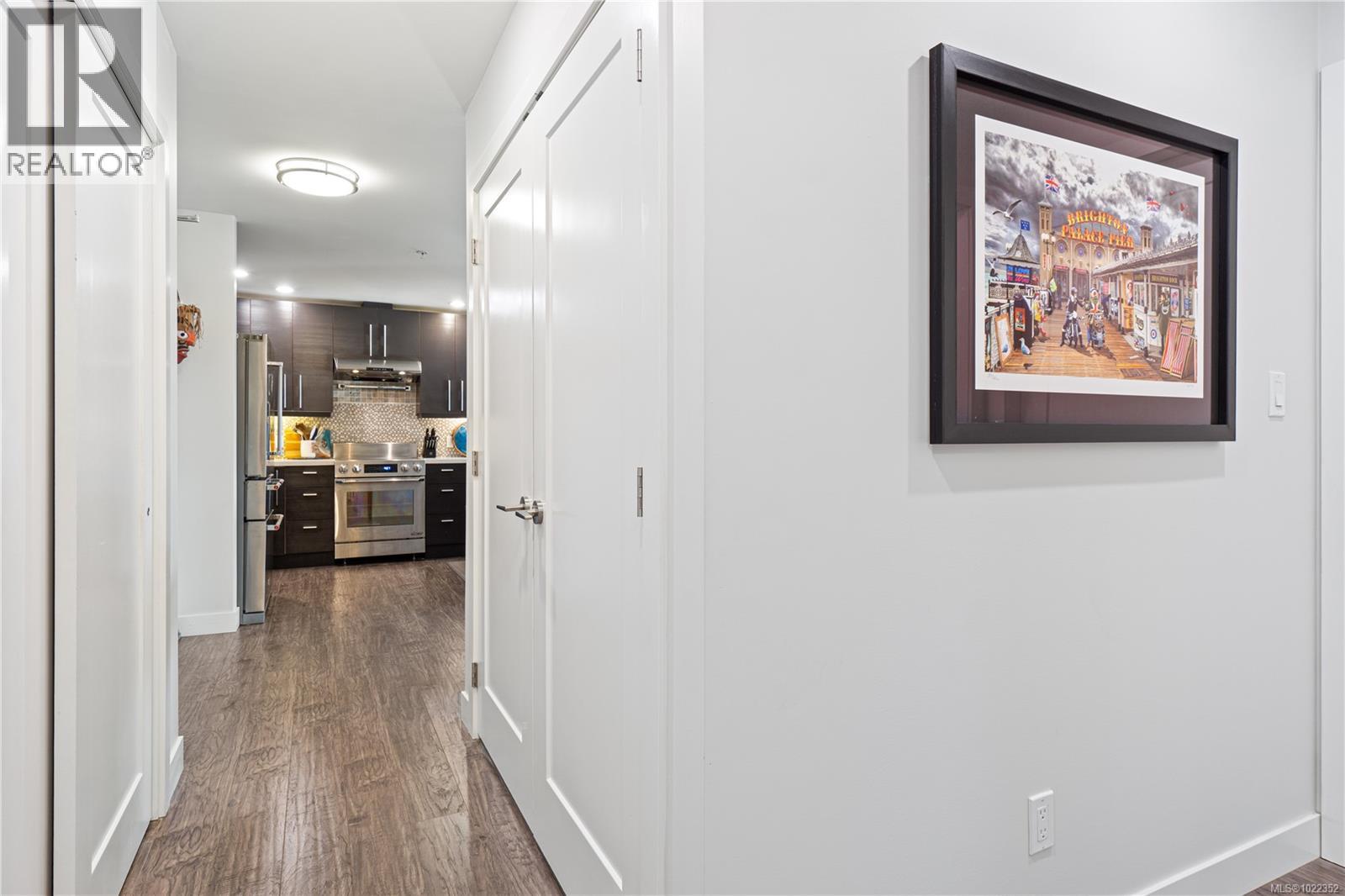 203 439 College Rd, Qualicum Beach