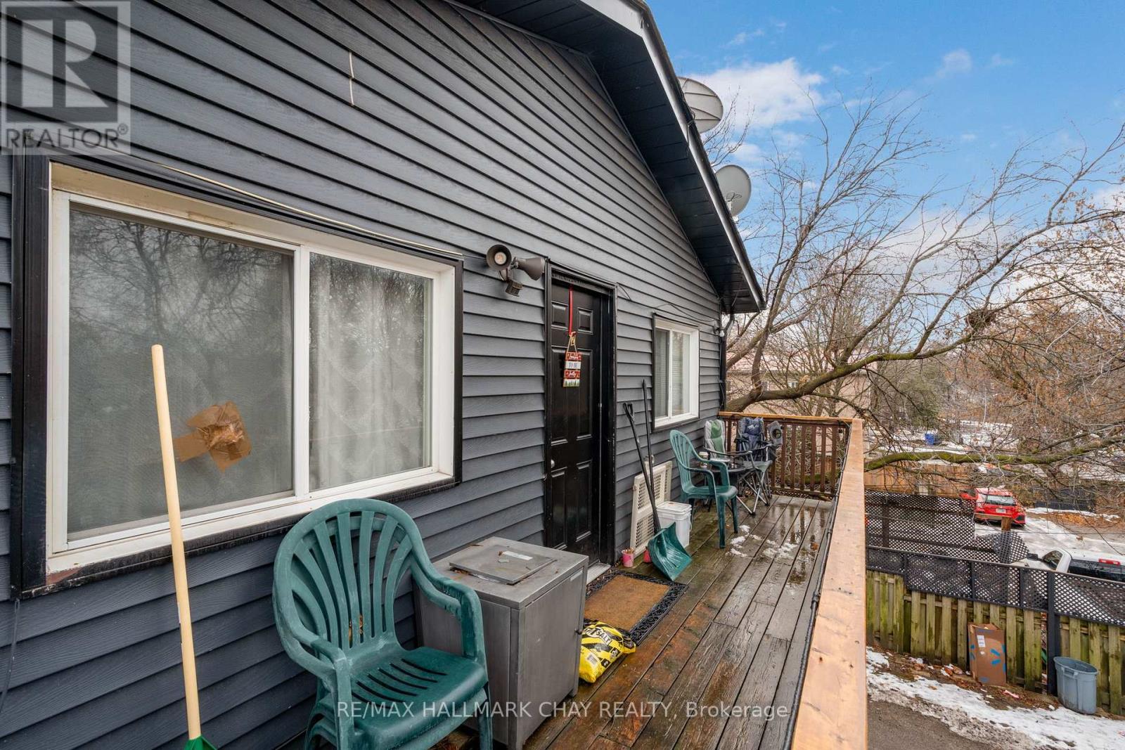 #1-4 58 PENETANG STREET - 28