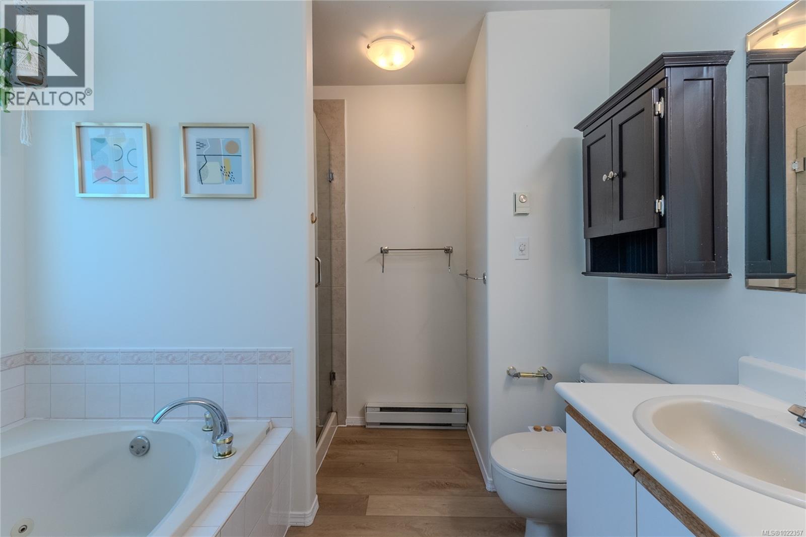 407 Coralee Pl, Langford