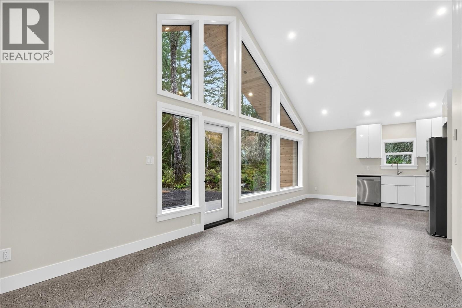 2470 CARPENTER RD - 12