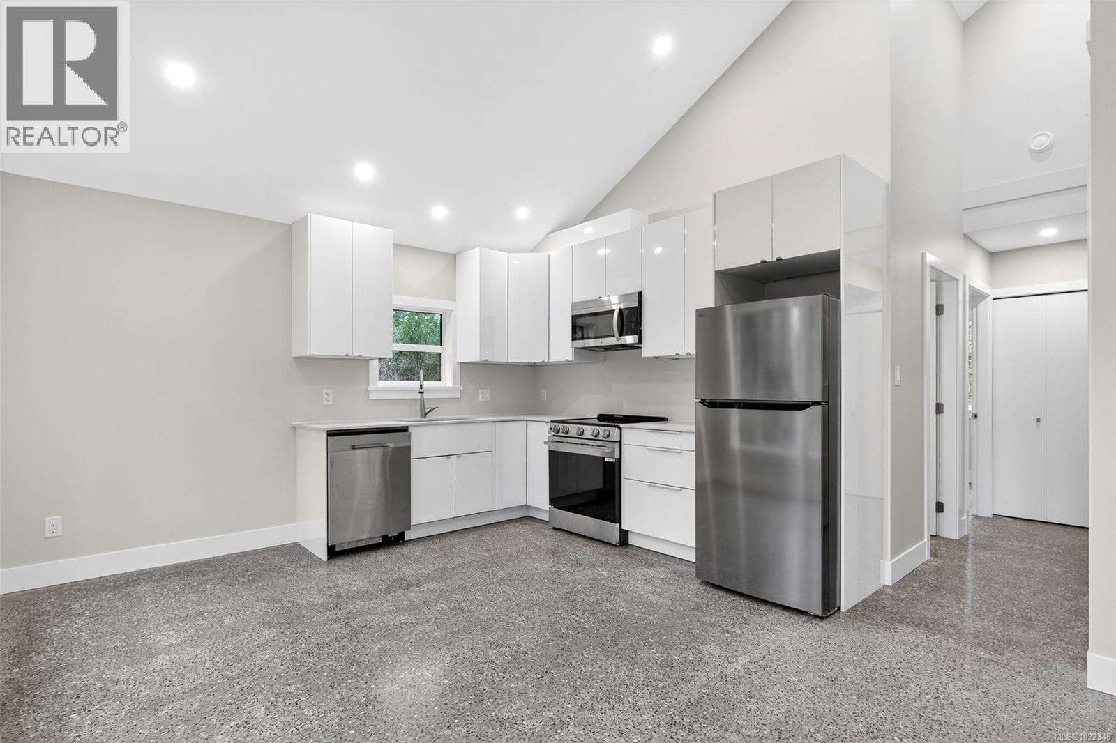 2470 Carpenter Rd - 14