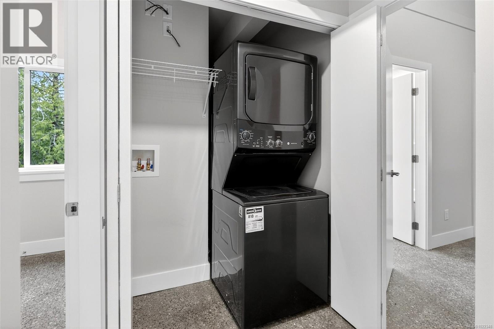 2470 CARPENTER RD - 22