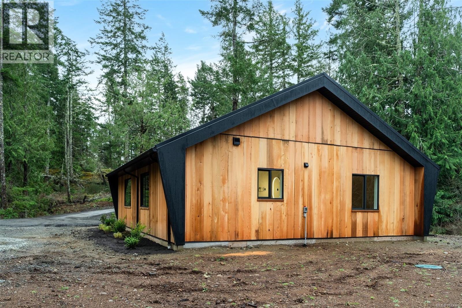 2470 CARPENTER RD - 23