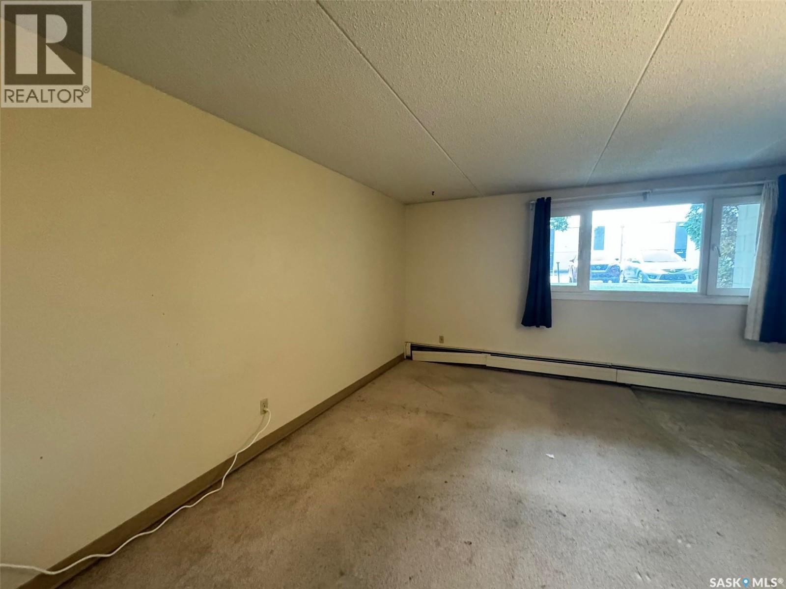 #12 19 CENTENNIAL STREET - Image 3