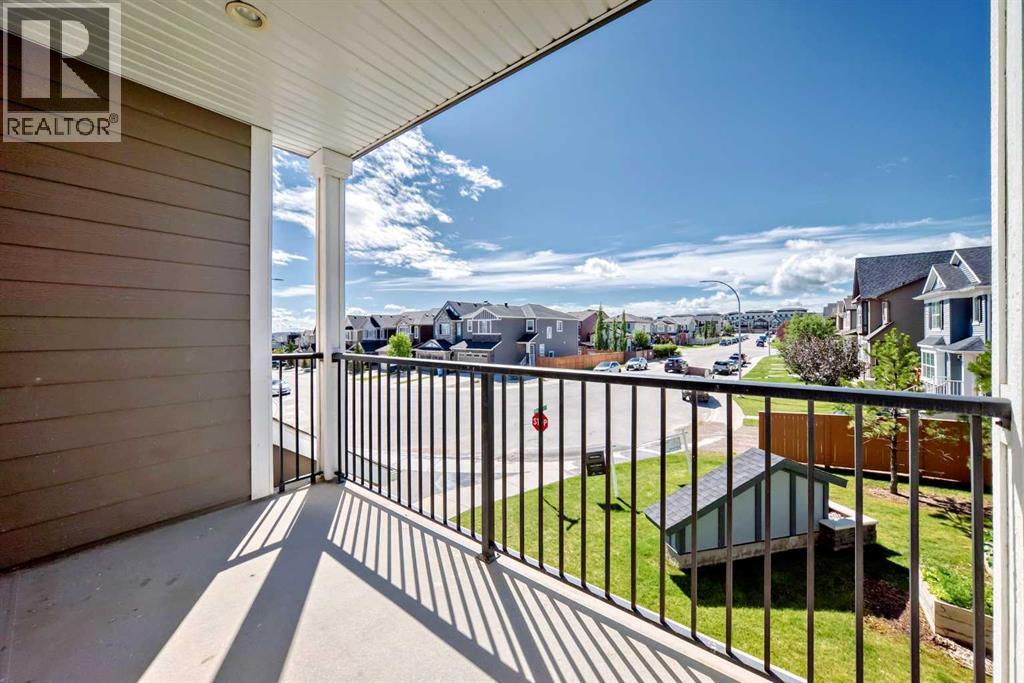 Single Family House for Sale in  Nolanlake Cove NW Nolan Hill Calgary 