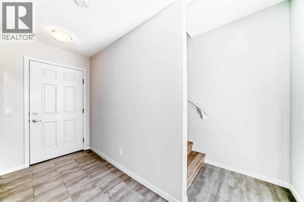 Single Family House for Sale in  Nolanlake Cove NW Nolan Hill Calgary 