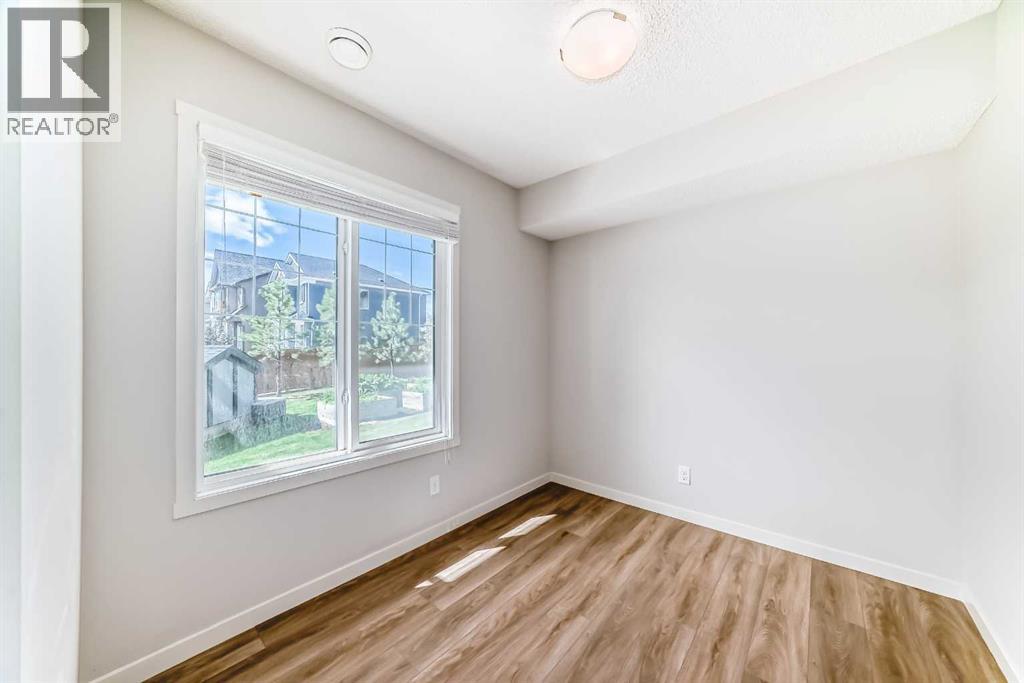 Single Family House for Sale in  Nolanlake Cove NW Nolan Hill Calgary 