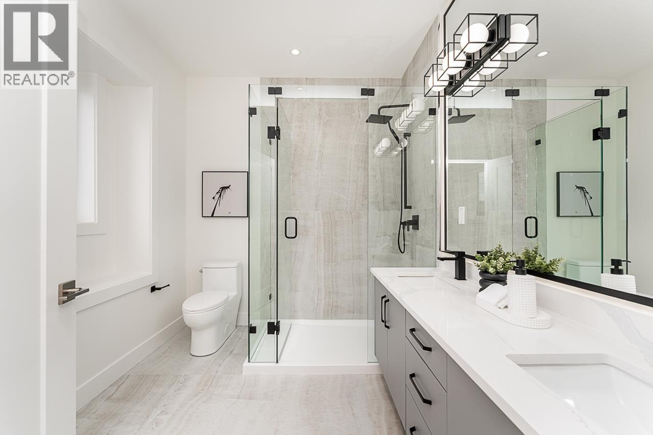 1 2837 OLIVER CRESCENT, Vancouver