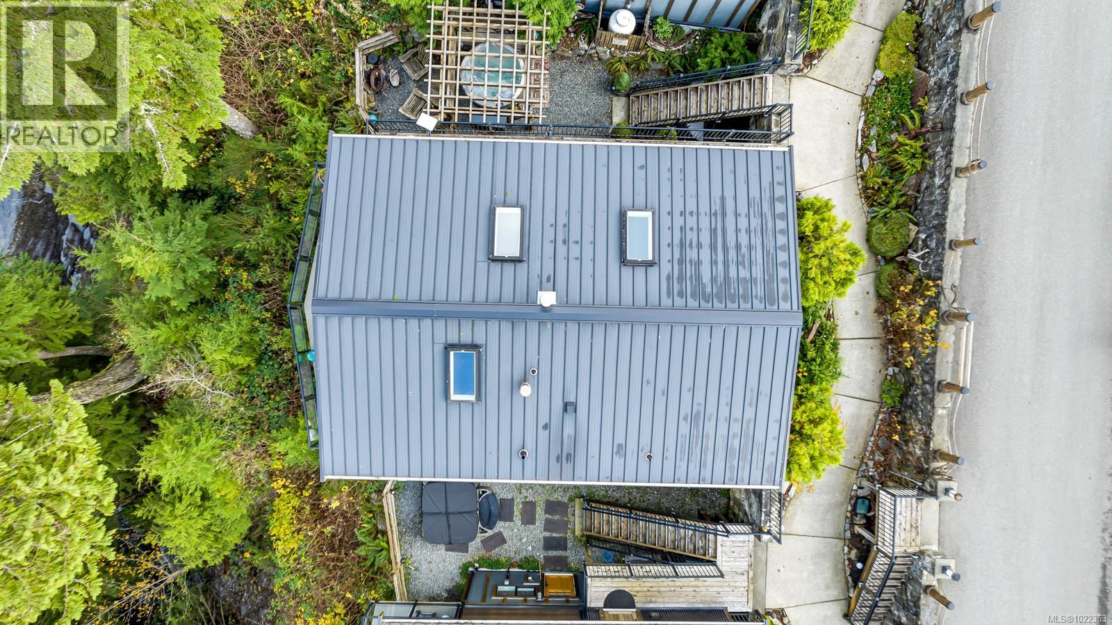 244 6596 Baird Rd, Port Renfrew