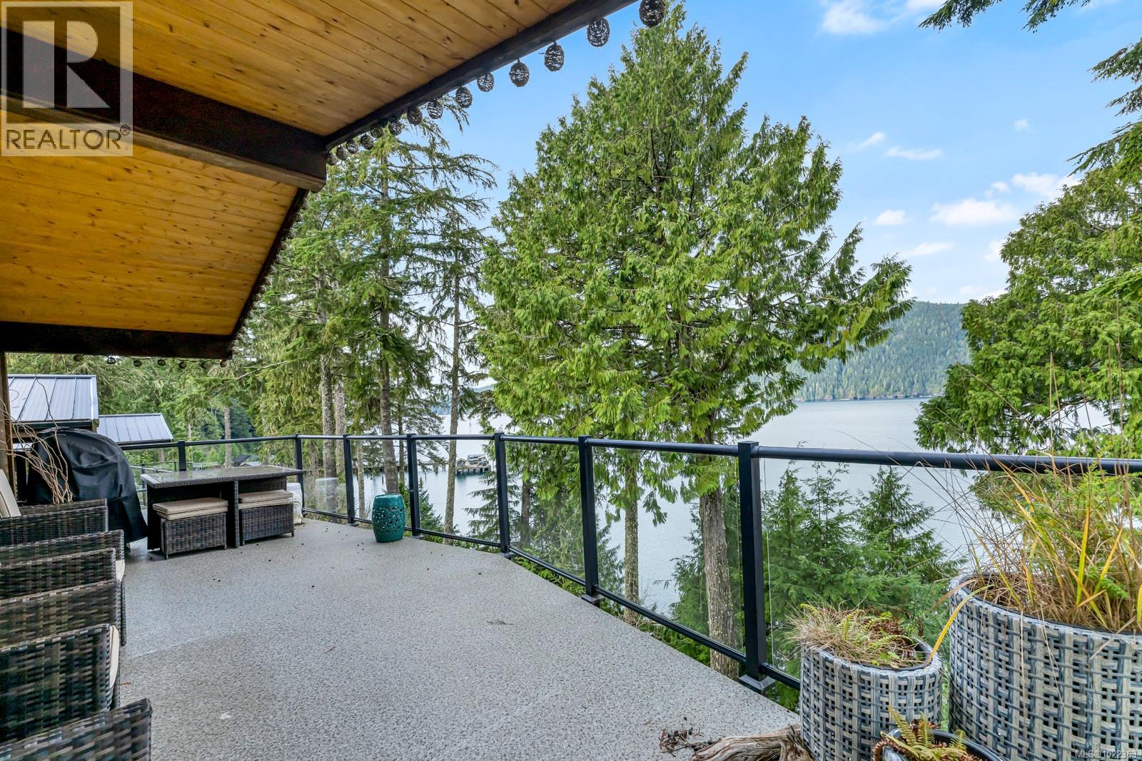 244 6596 Baird Rd, Port Renfrew