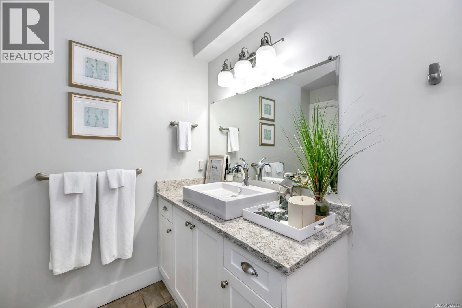 244 6596 Baird Rd, Port Renfrew