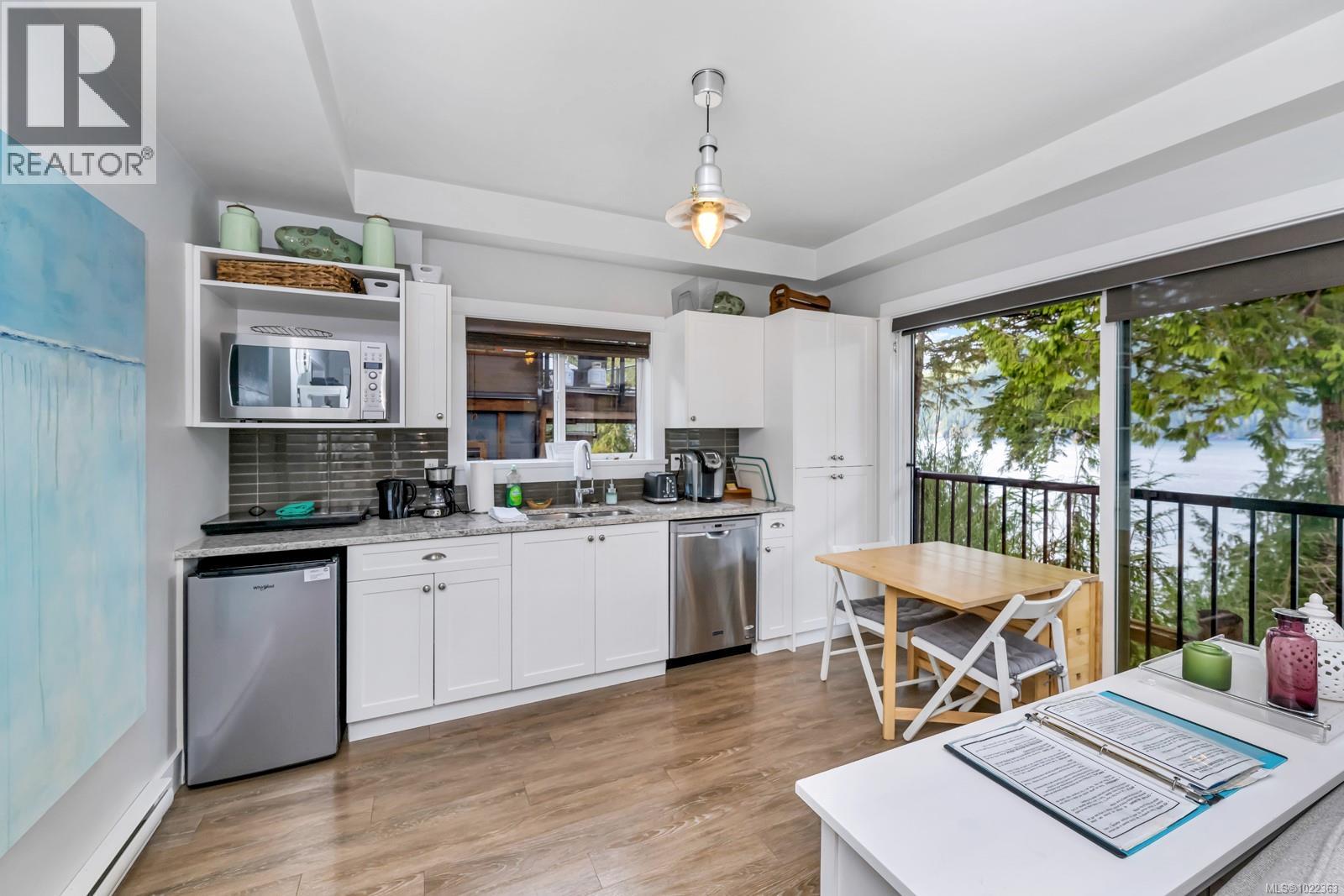 244 6596 Baird Rd, Port Renfrew