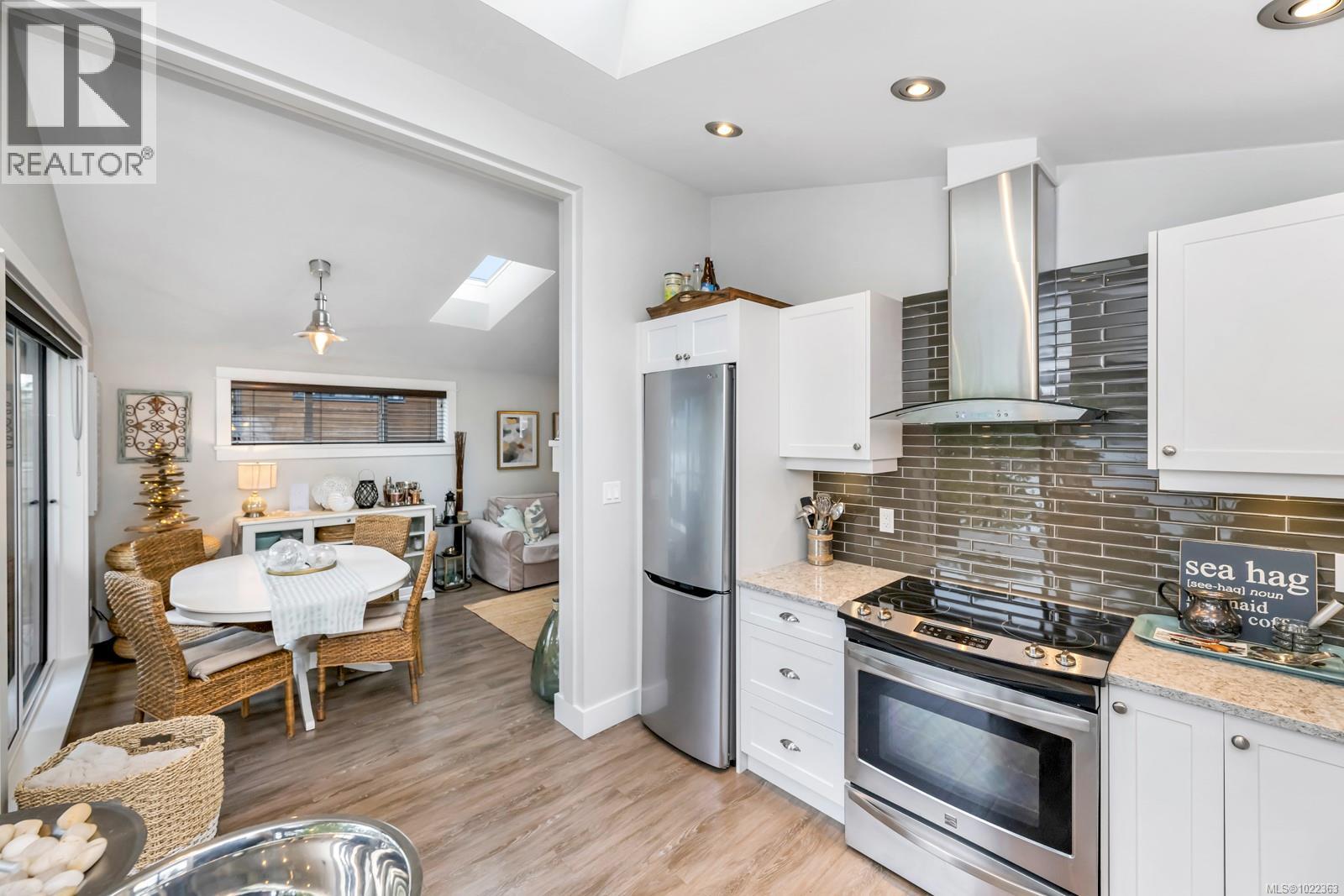 244 6596 Baird Rd, Port Renfrew