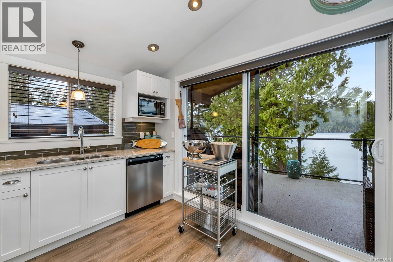 244 6596 Baird Rd, Port Renfrew