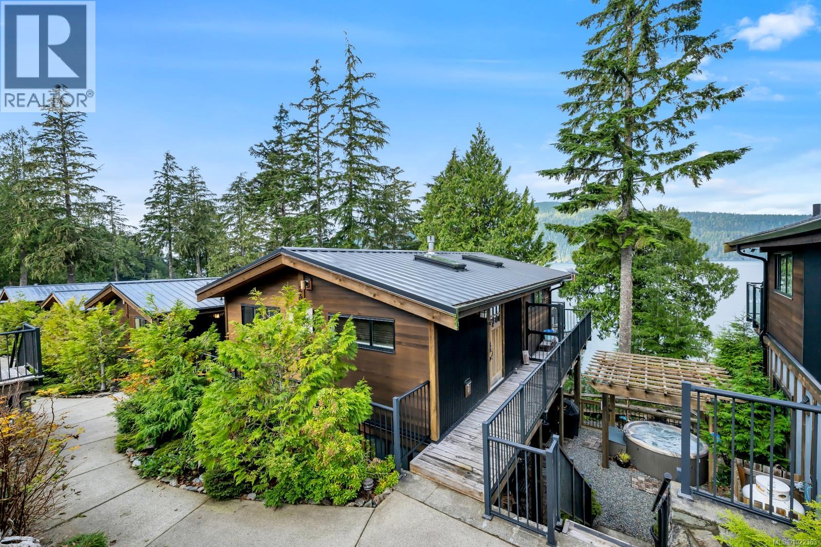 244 6596 Baird Rd, Port Renfrew
