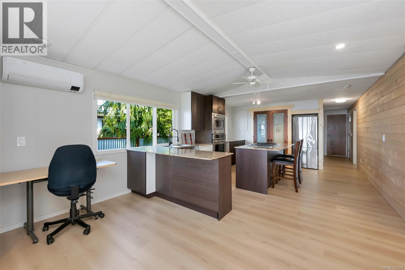 23 7871 West Coast Rd, Sooke