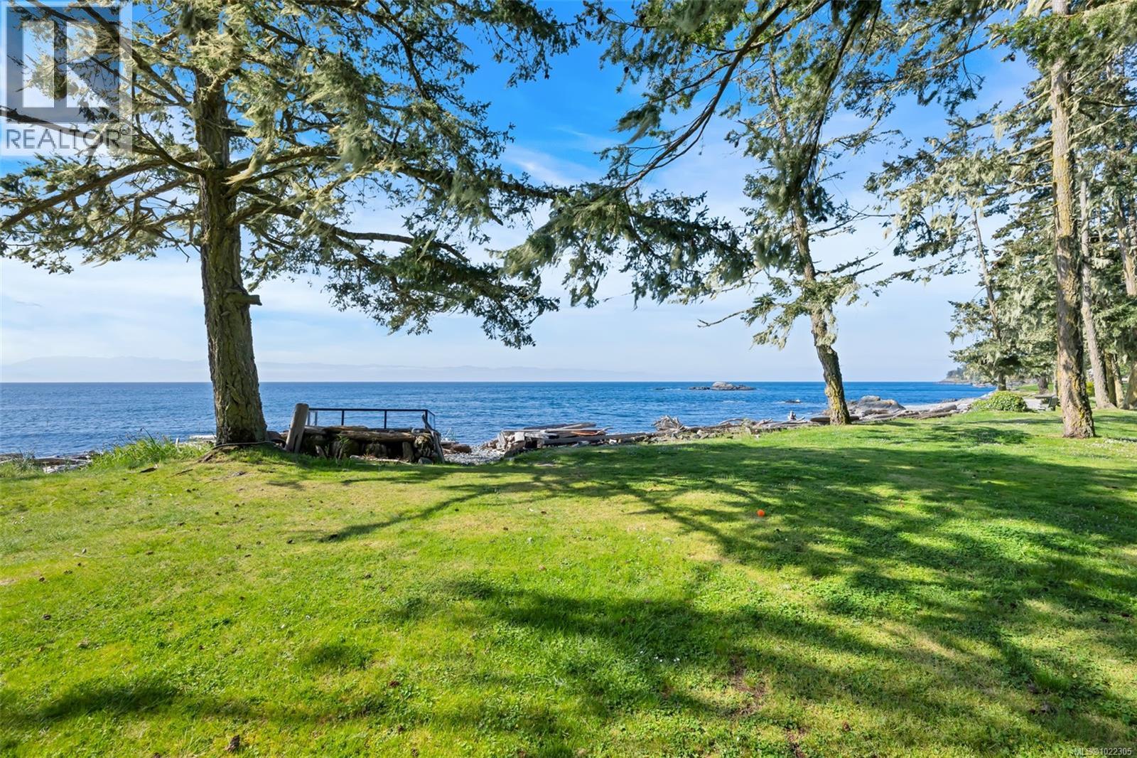 23 7871 West Coast Rd, Sooke