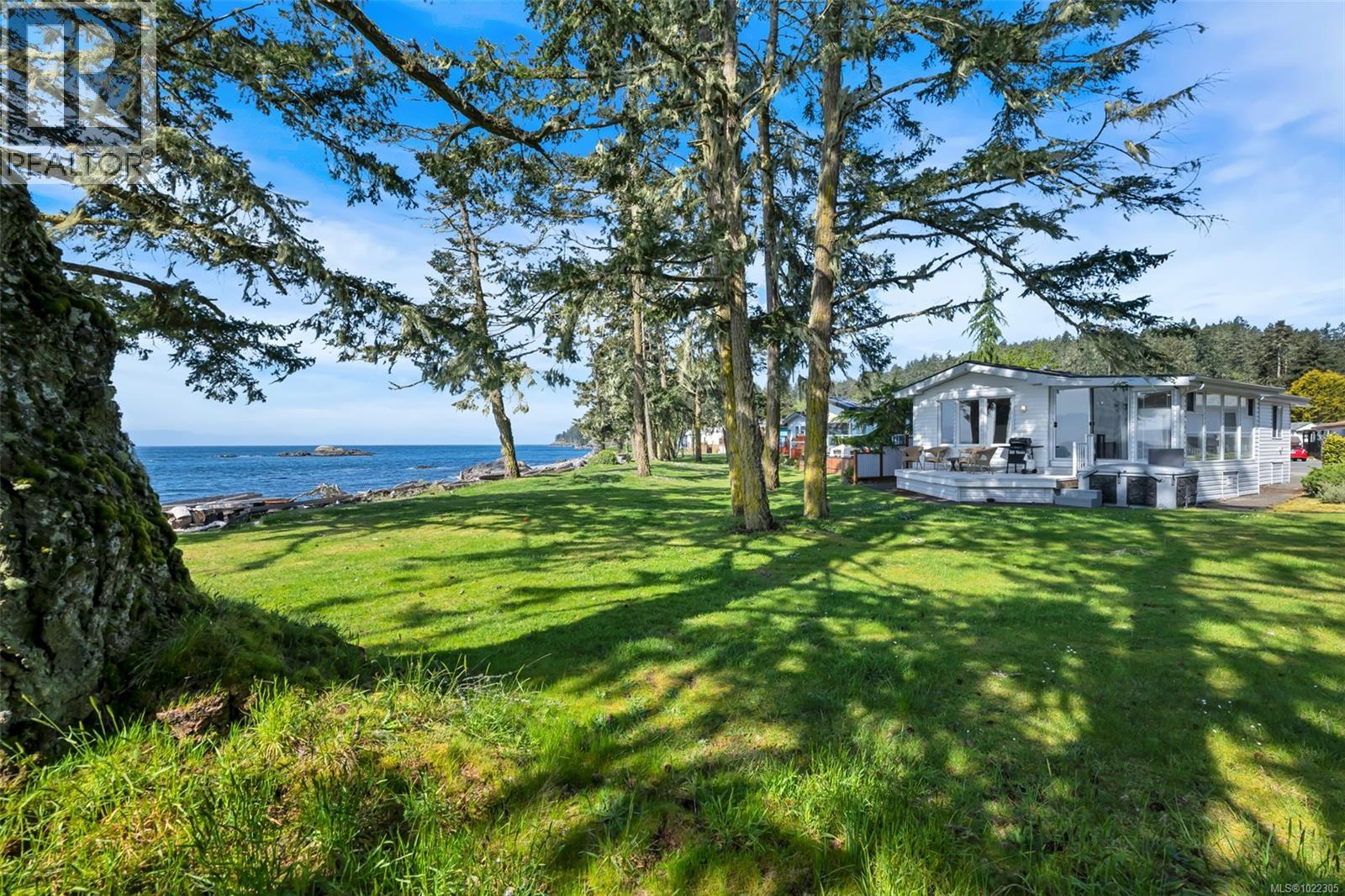 23 7871 West Coast Rd, Sooke