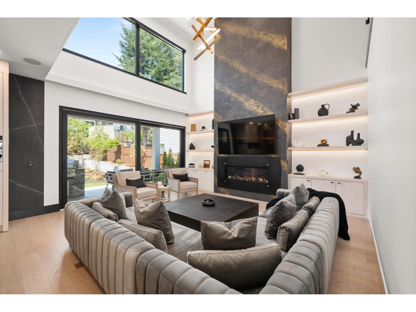 1265 KENT STREET, White Rock