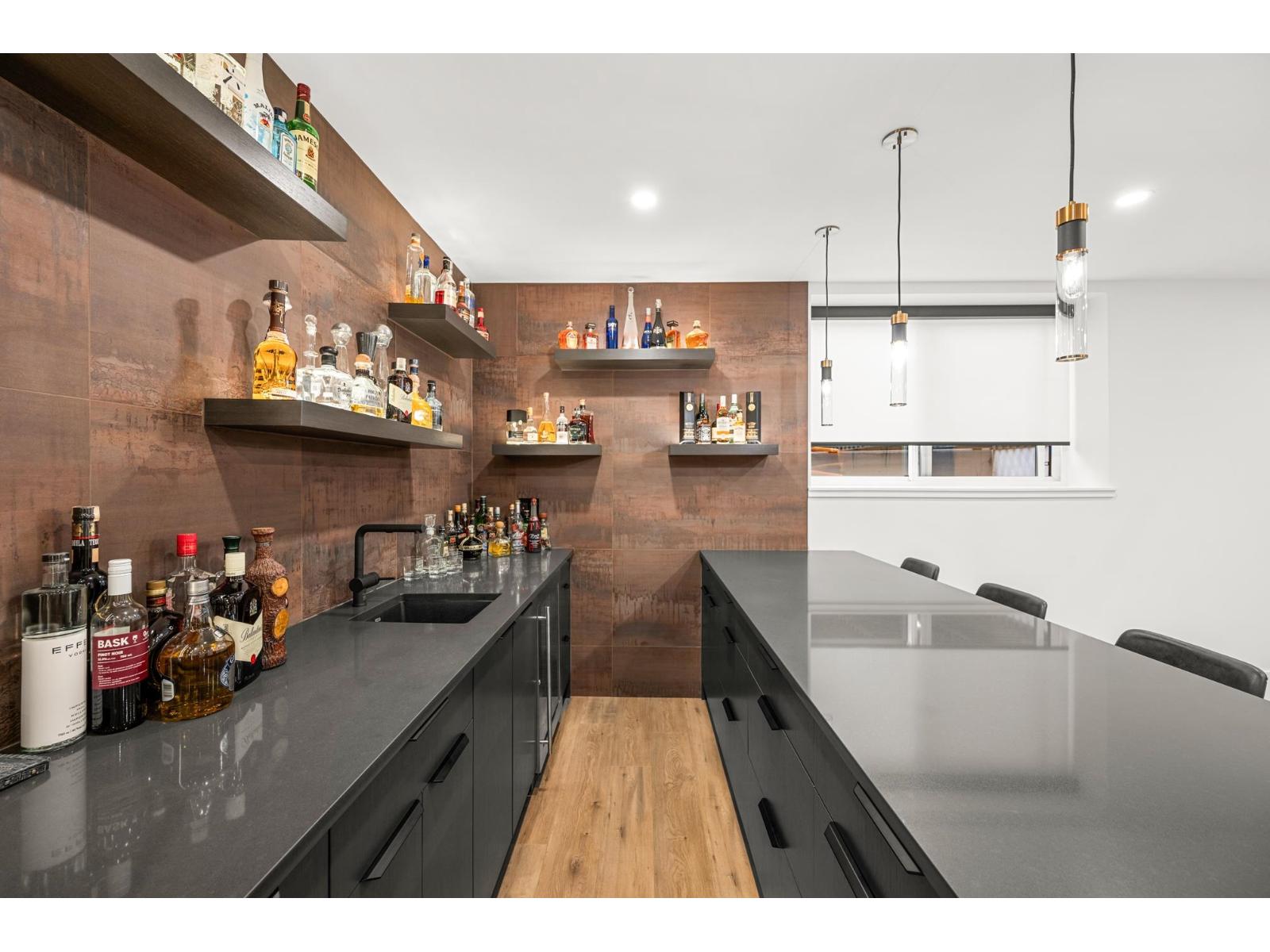 1265 KENT STREET, White Rock