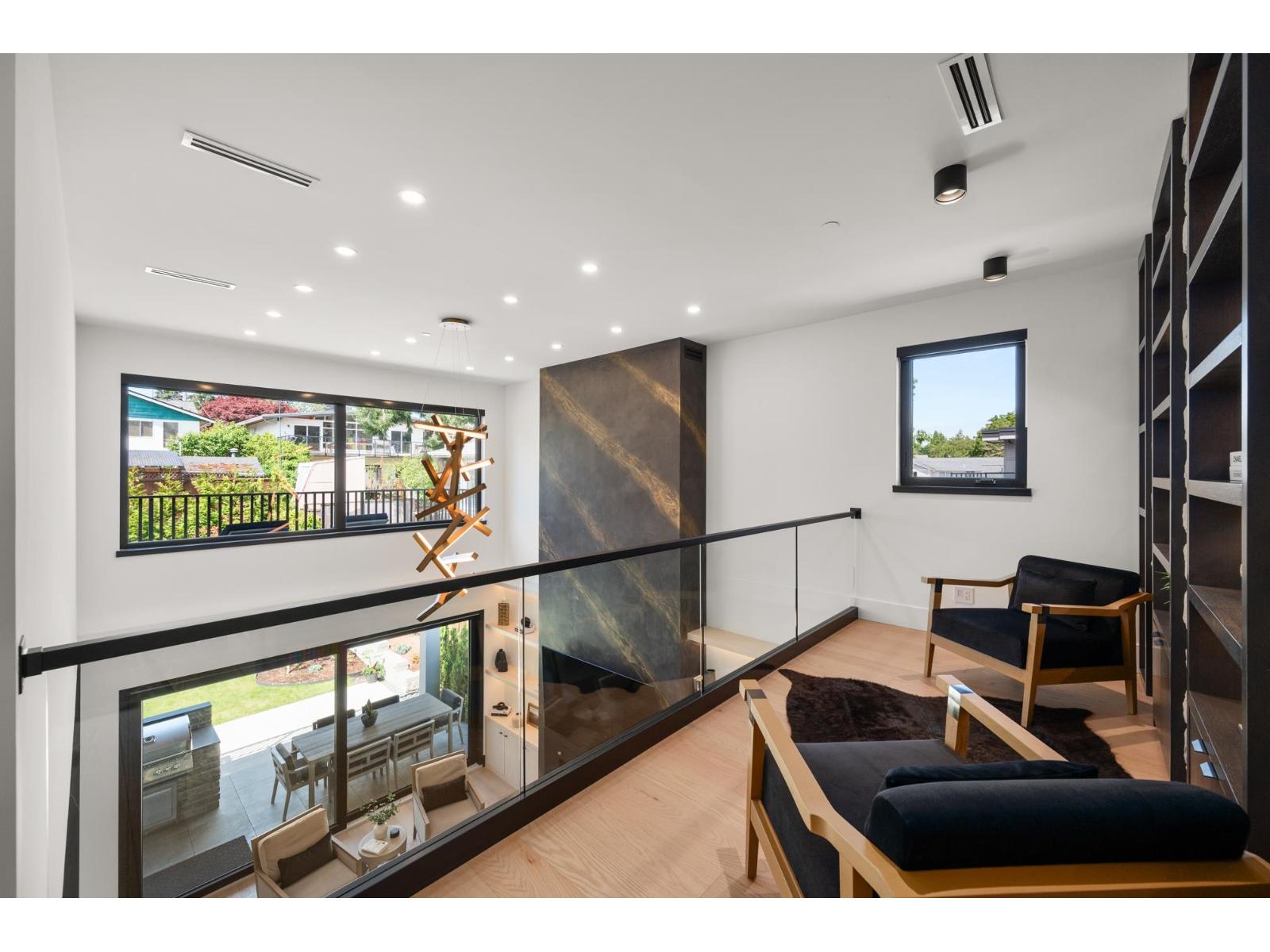 1265 KENT STREET, White Rock