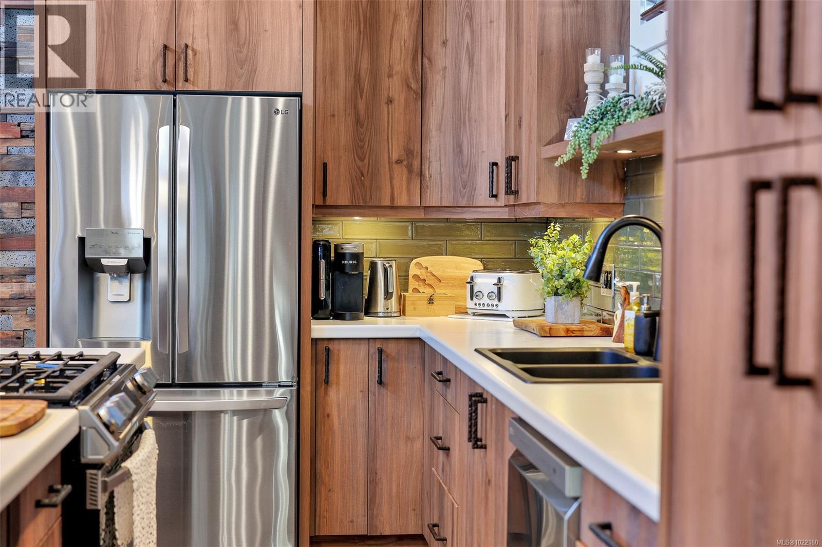 27 10750 Central Lake Rd, Port Alberni