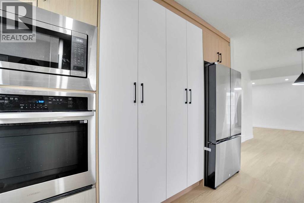 Single Family House Bungalow for Sale in  Buckthorn Road NW Thorncliffe Calgary 