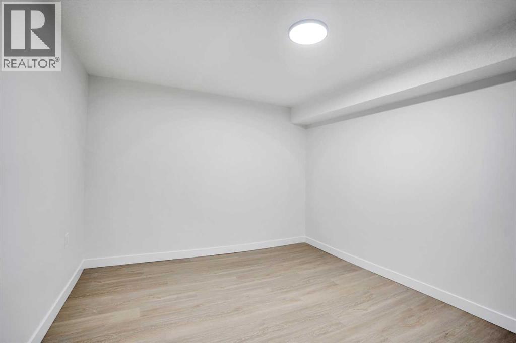 Single Family House Bungalow for Sale in  Buckthorn Road NW Thorncliffe Calgary 