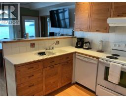 480 & 500 1st St, Malcolm Island, BC V0N3E0 Photo 12