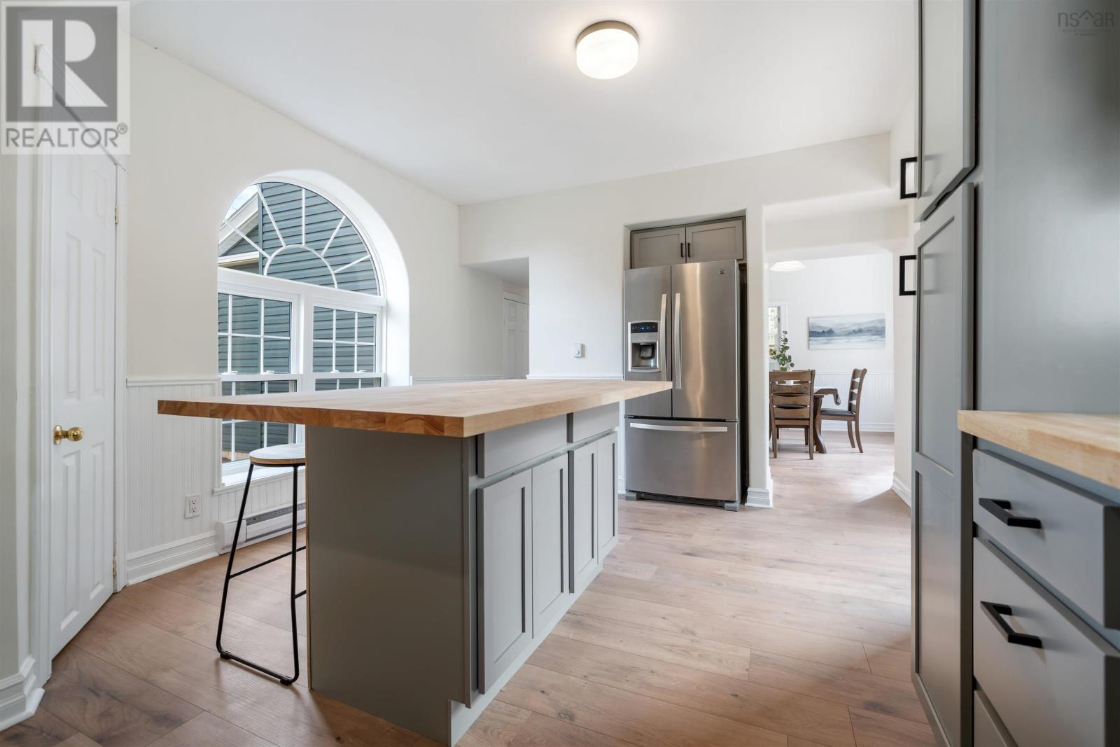 Property 27 of 49 of 48 Herbert Street