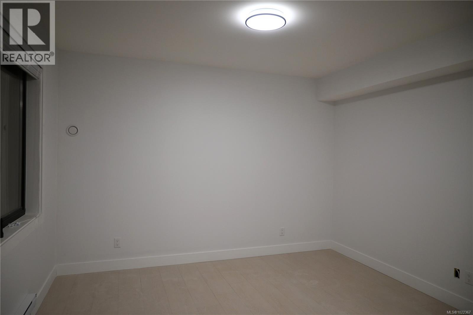 3927 Jingle Pot Rd, Nanaimo