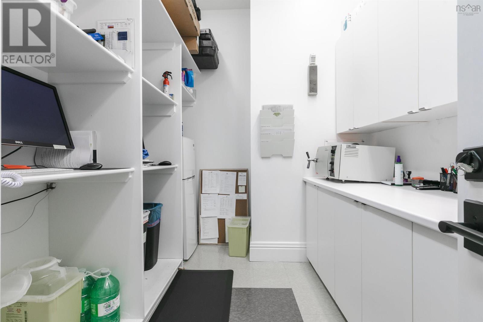 Property 29 of 50 of 6088 Coburg Road