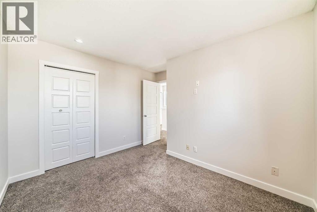 Single Family House for Sale in  Martinview Close NE Martindale Calgary 