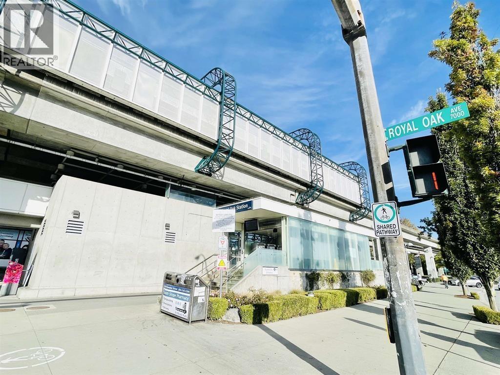 35 6868 BURLINGTON AVENUE, Burnaby