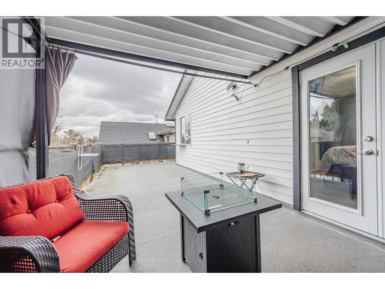 20492 THORNE AVENUE, Maple Ridge