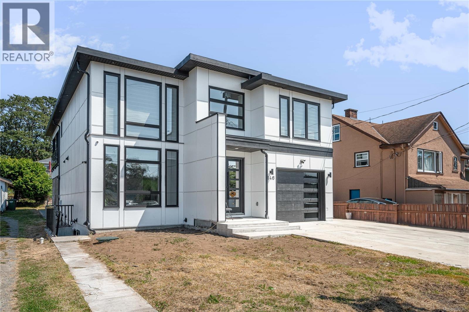 146 Cadillac Ave, Saanich